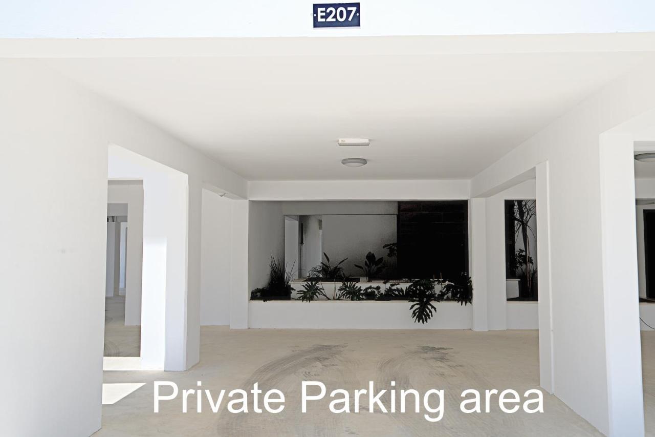 Golden Tree Apartment Paralimni Zewnętrze zdjęcie
