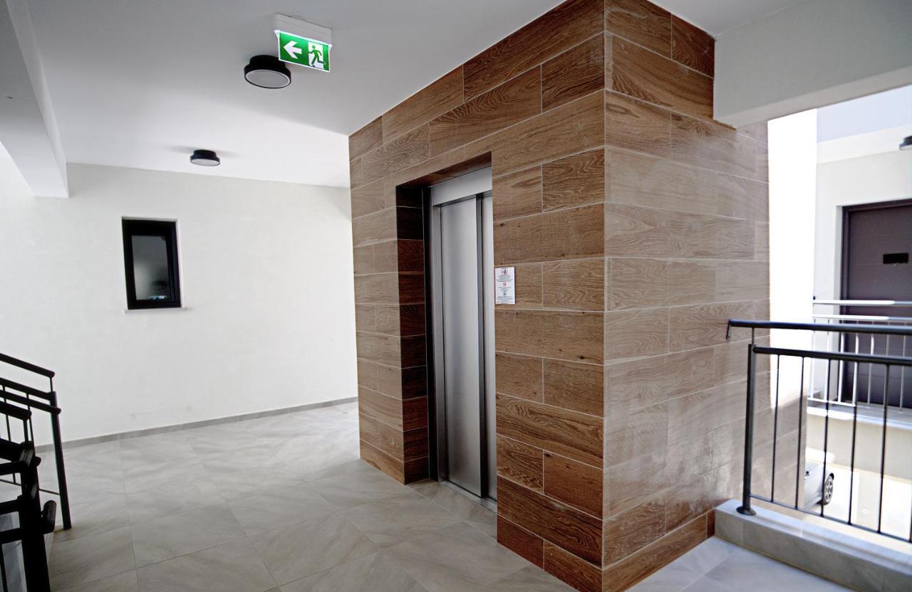 Golden Tree Apartment Paralimni Zewnętrze zdjęcie