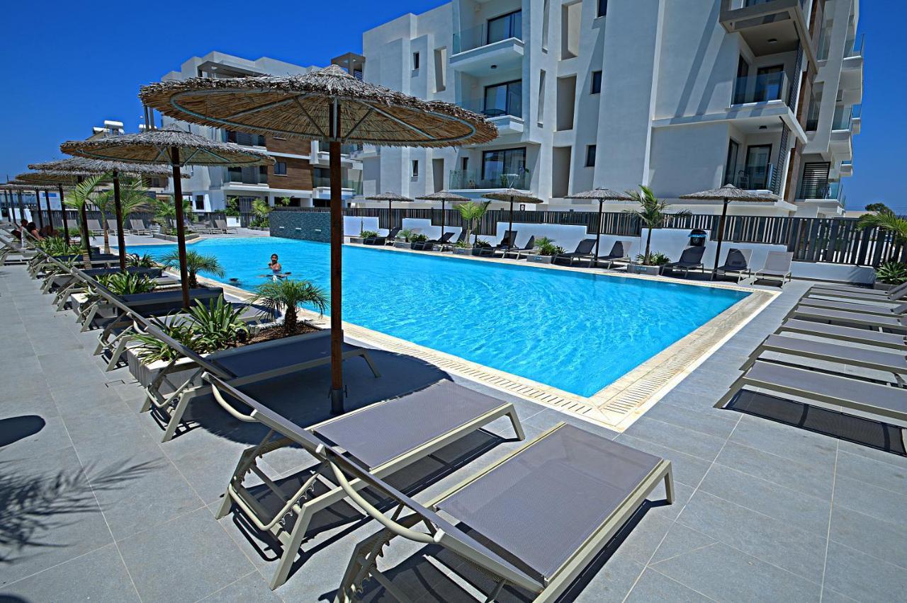Golden Tree Apartment Paralimni Zewnętrze zdjęcie