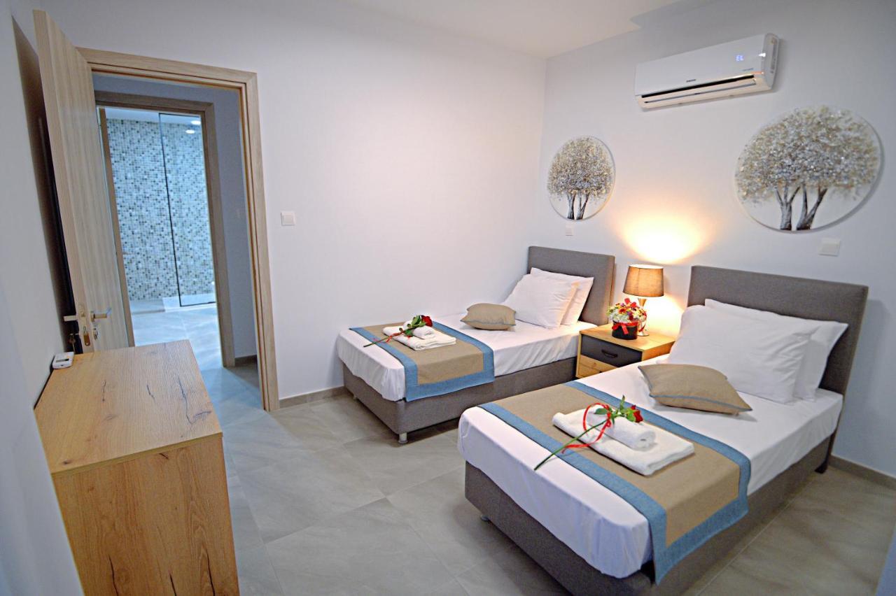 Golden Tree Apartment Paralimni Zewnętrze zdjęcie