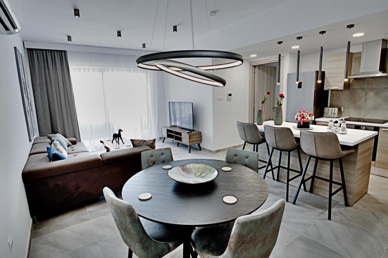 Golden Tree Apartment Paralimni Zewnętrze zdjęcie