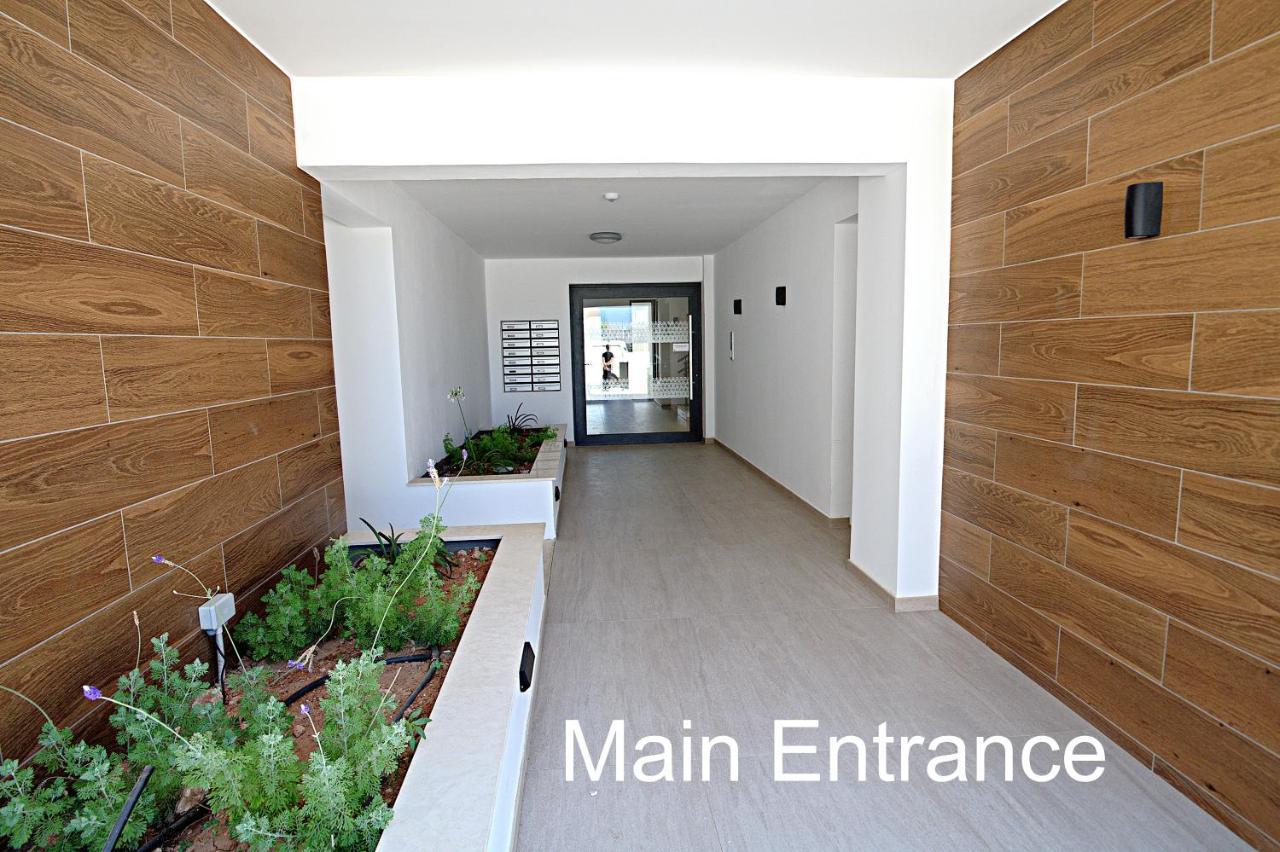 Golden Tree Apartment Paralimni Zewnętrze zdjęcie