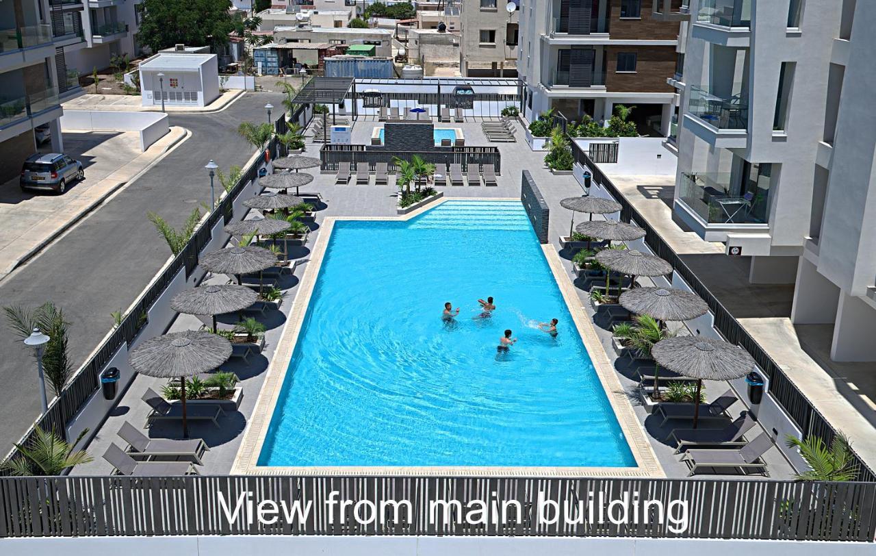Golden Tree Apartment Paralimni Zewnętrze zdjęcie