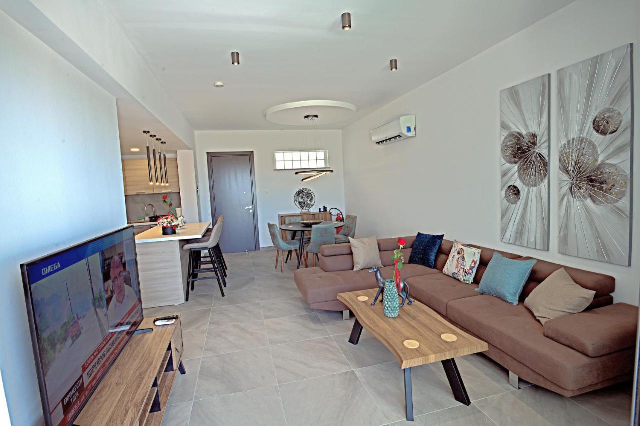 Golden Tree Apartment Paralimni Zewnętrze zdjęcie