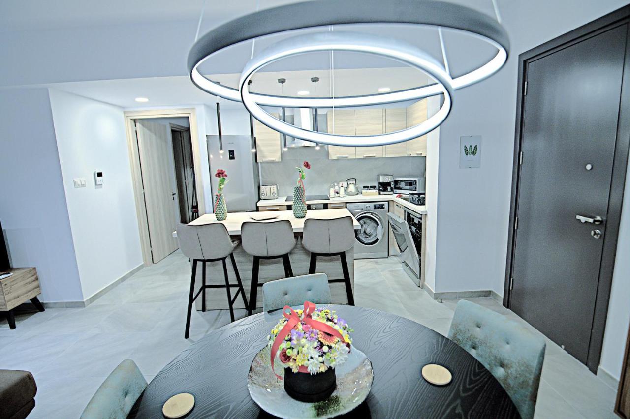 Golden Tree Apartment Paralimni Zewnętrze zdjęcie